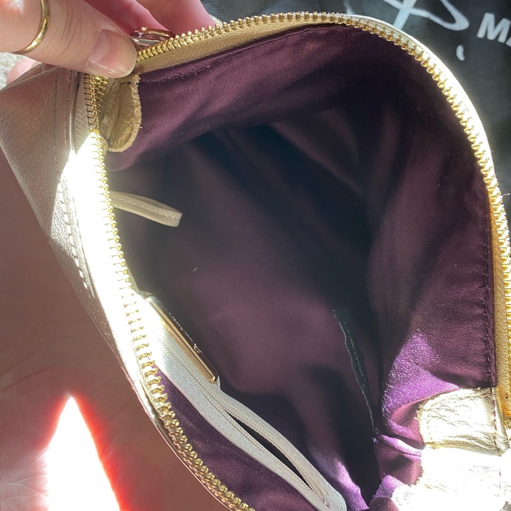 Purse - Picture 5 of 6